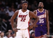 28圈-包含杜兰特回归赛场，精彩发挥首场状态亮眼，勇士观众沸腾！的词条